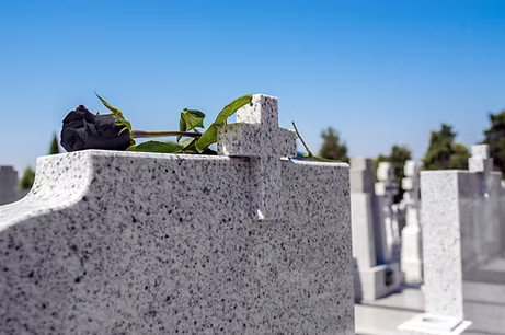 cimetiere stele croix