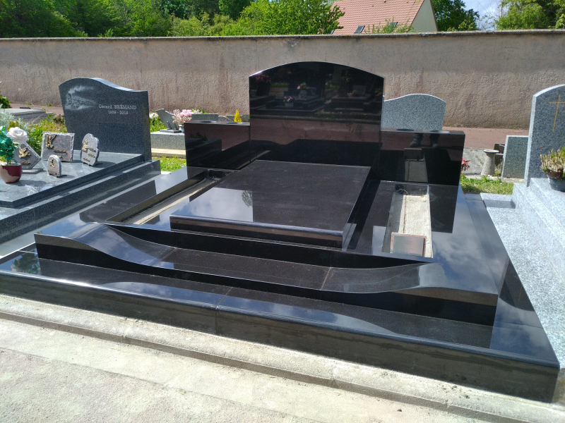 Monument funeraire pompes funebres floury 91290 ARPAJON